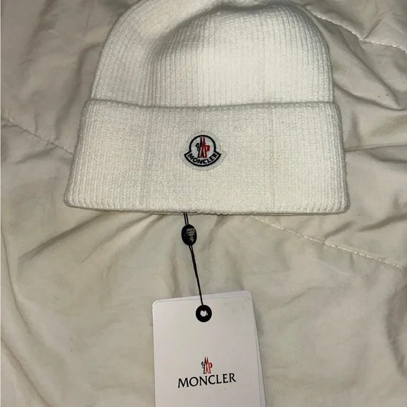Moncler Beanie in White